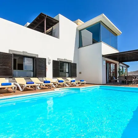 Hipoclub Villas,